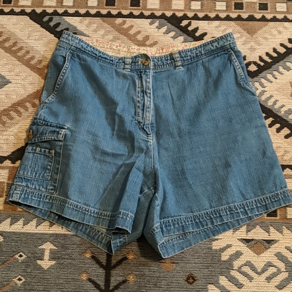 Vintage High waisted denim shorts